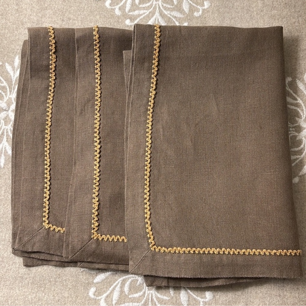 Set of 12  Linen Cocktail Napkins 21”x 21” Set of 12 Linen Placemats 19.5”x13.5” - Picture 11 of 14